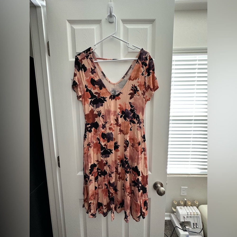 Torrid pink floral skater length dress size 0